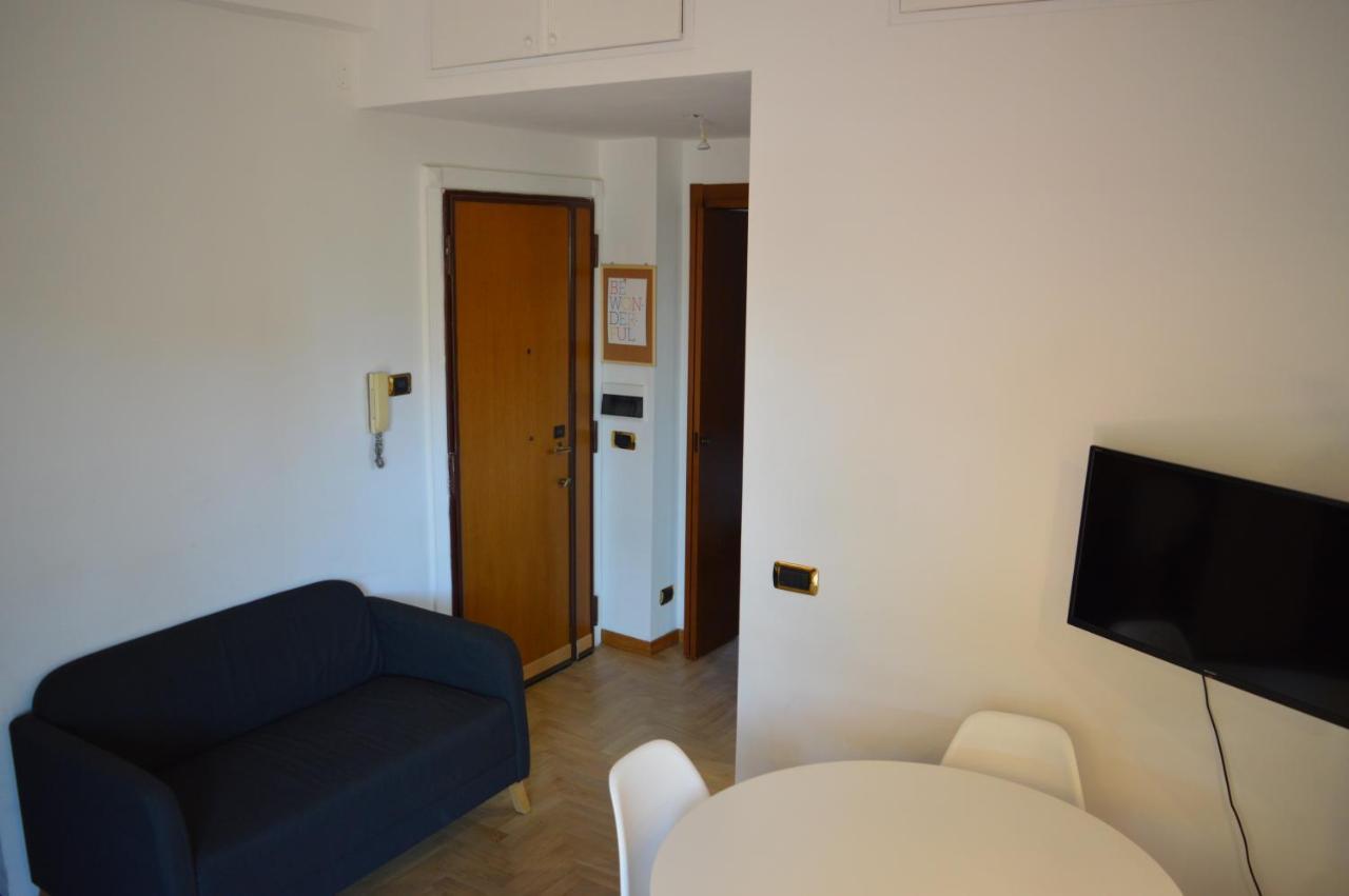 Domi - Appartamento Roma Buitenkant foto